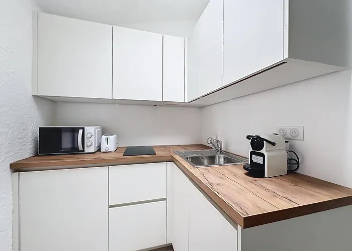Joli Marche Forville Apartment